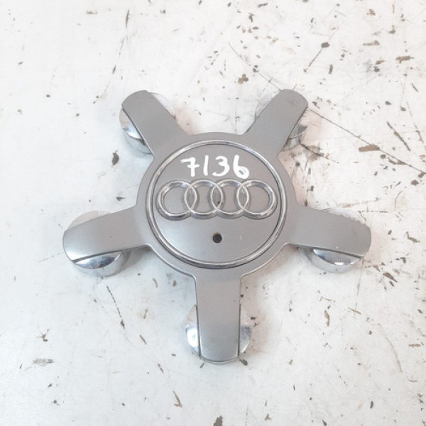 Calota Central Da Roda Audi Q3 2.0 4x4 2014 2017 Cod. 7136