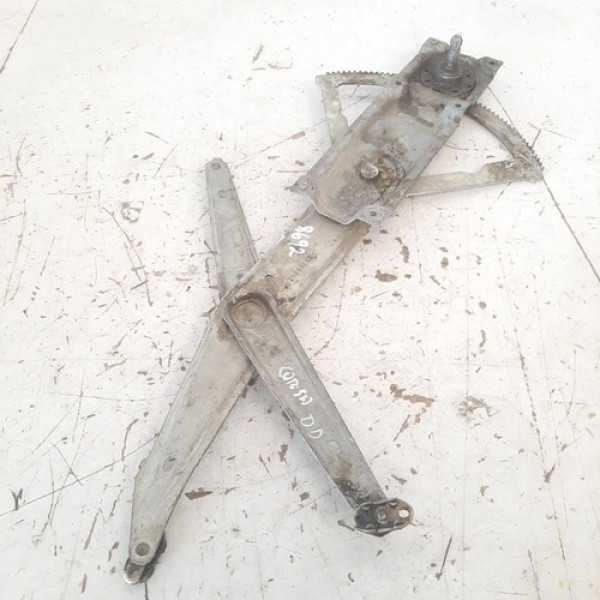 Maquina Vidro Dianteiro Direito Corsa 1994 1998.     8692