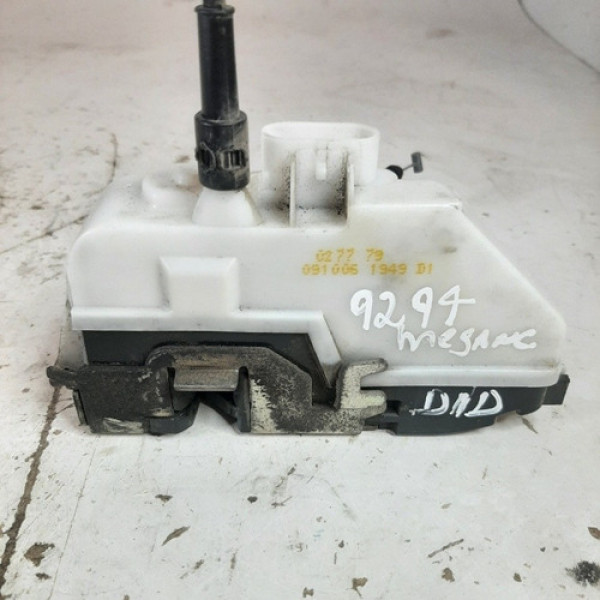 Fechadura Porta Dianteira Direit Megane 2.0 2007 A 2012 9294