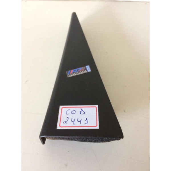 Acabamento Int Triângulo Porta Tras Dir Captiva 2008 A 2012