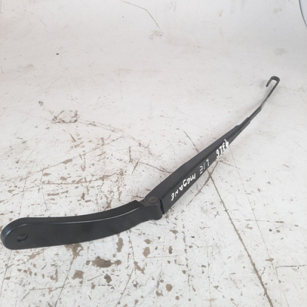 Braço Limpador Lado Esquerdo Megane 2.0  2007/2012. 9316