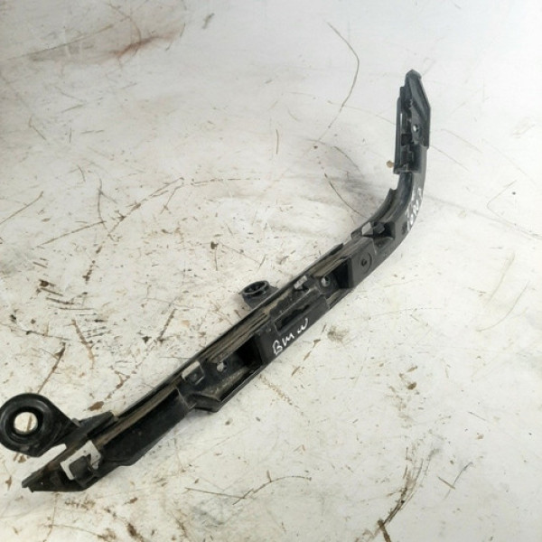 Guia Parachoque Trase Esquerdo Bmw 120i 2008 A 12 2.0  10907