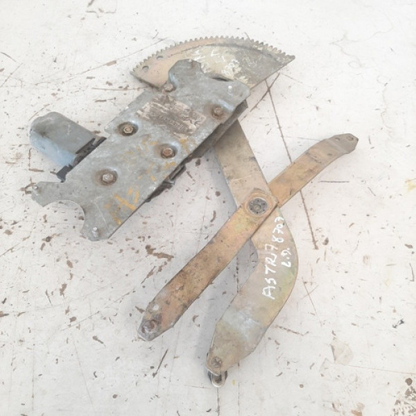 Maquina Vidro Lado Direito Astra 2 Portas 1994 2004.    8707