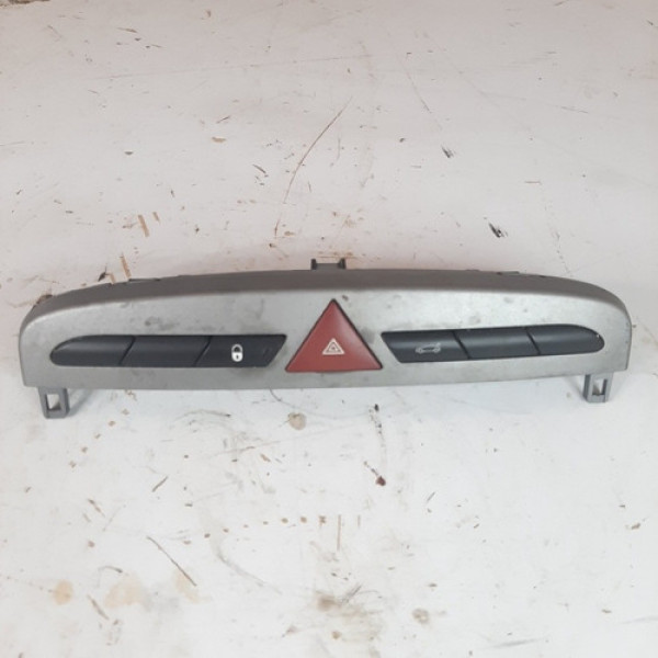 Botão Pisca Alerta Peugeot 308 1.6 16v Flex 2013/2018.  9734