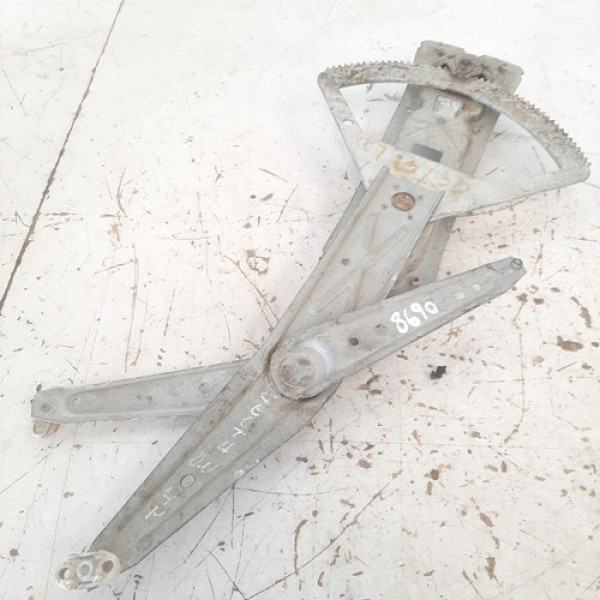 Maquina Vidro Diant Direit Celta 4 Portas 2002 2006  8690