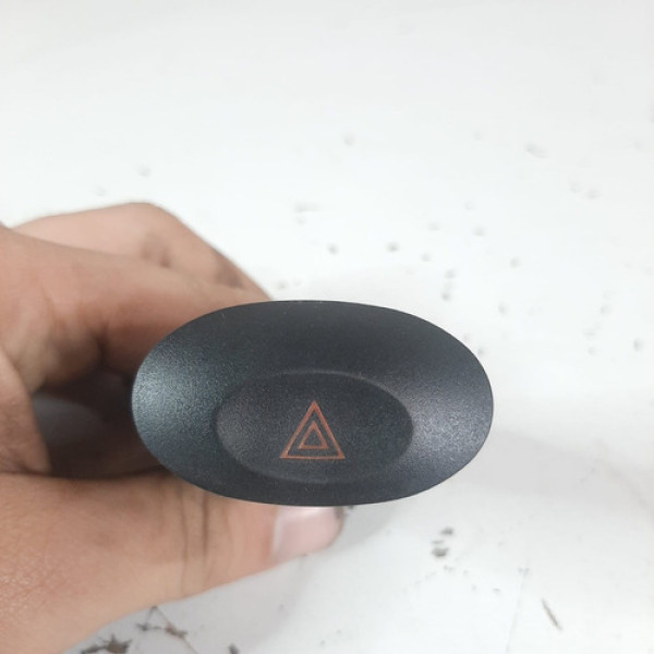 Botão Sinal Aberta Chery Qq 1.0 2010 2013 Cod. 6380