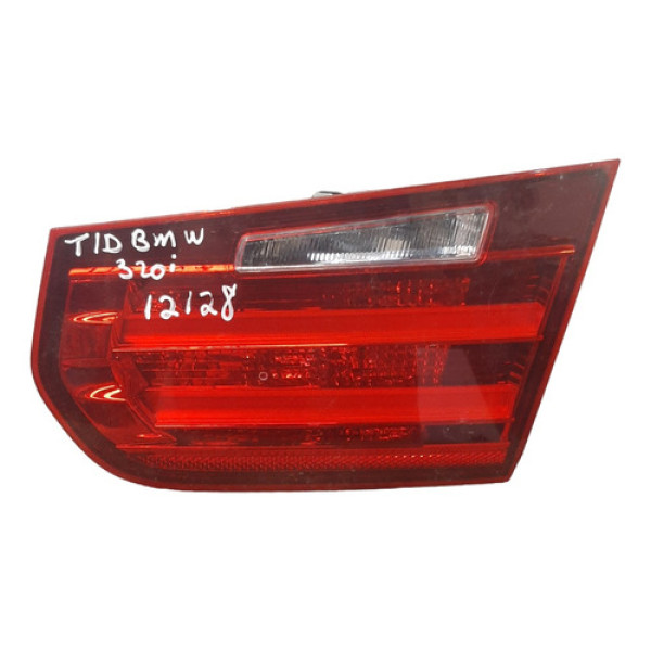 Lanterna Tampa Traseira Direita Bmw 316 320 328 2013 A 2016