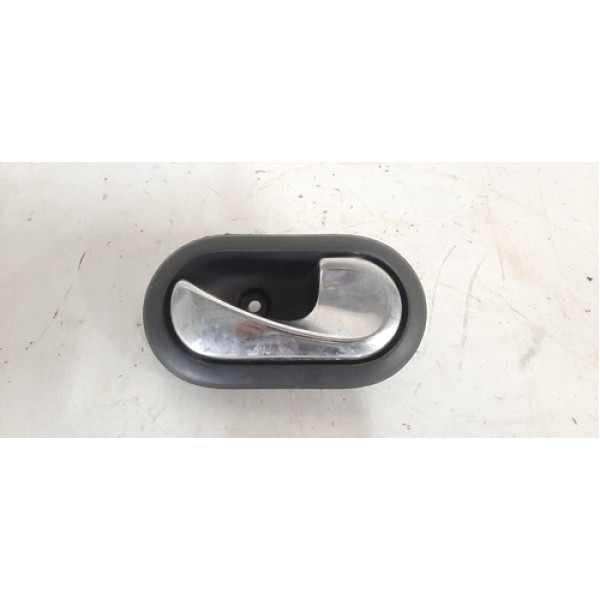 Maçaneta Interna Renault Duster  16v. 2019 2022 Cod. 5696