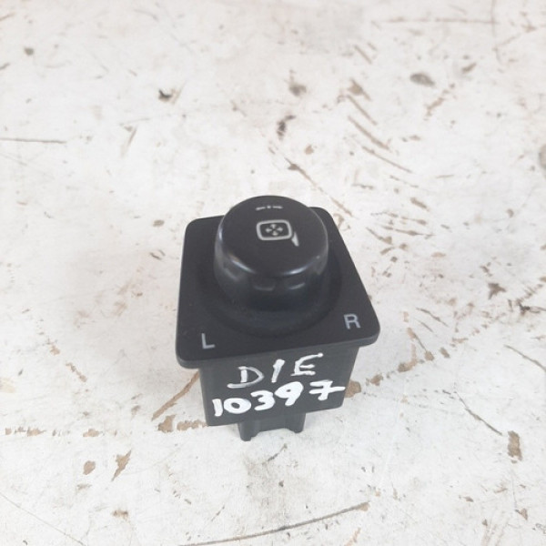 Botão Regulagem Retrovisor Captiva 2.4 2009 A 2011.   10397