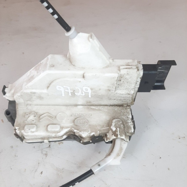 Fechadura Diante Direit Peugeot 308 1.6 16v 2013 A 2018 9729