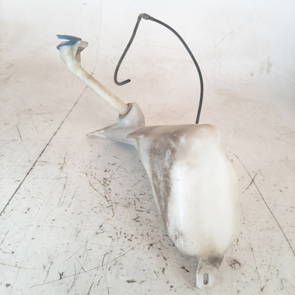 Reservatorio Agua Parabrisa Amarok 2.0 2012 2017.     8830