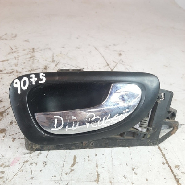 Maçaneta Interna Diant Direita Peugeot 307 2002/2006.   9075