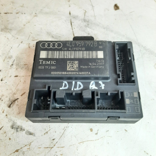 Trava Porta Dianteira Direita Audi Q7 2007 2009 4.2 V8 10961