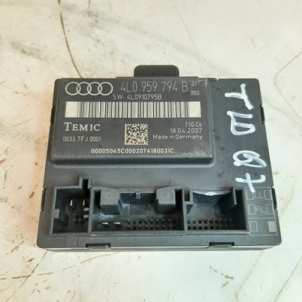 Trava Porta Traseira Direita Audi Q7 2007 2009 4.2 V8. 10960