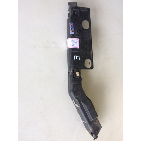 Guia Para-choquesuporte Para-lama Esq Captiva 2010 A 2013