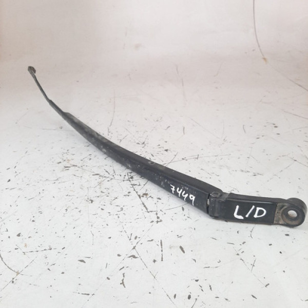 Braço Limpador Lado Direito Corolla 1.8 Tsi Cod. 7449