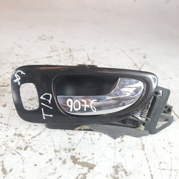 Maçaneta Interna Tras Direita Peugeot 307 2.0 2002/2006 9076