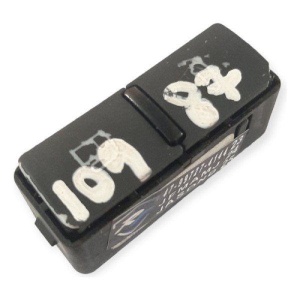 Botão Porta Malas Combustível Audi Q7 4.2 2007 2009 10987 