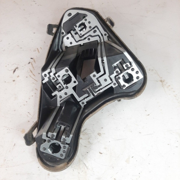 Placa Sinaleira Tras Direi Peugeot 308 1.6 2013 A 2018 9745 