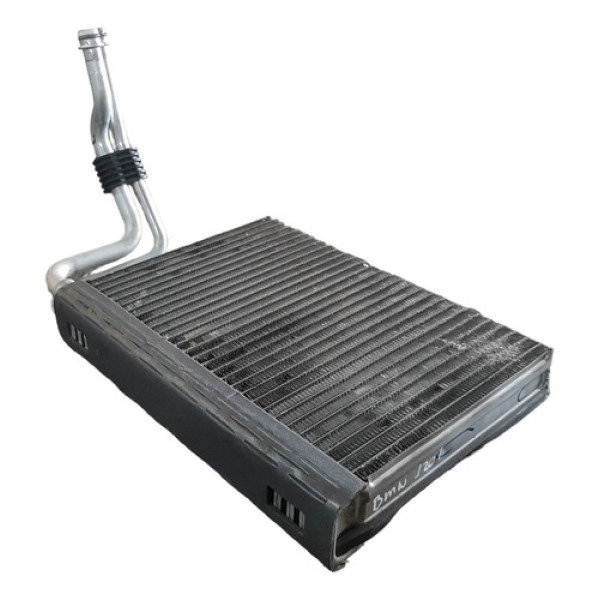 Radiador Evaporizador Ar Condicionado Bmw 120i 2008 A 2012