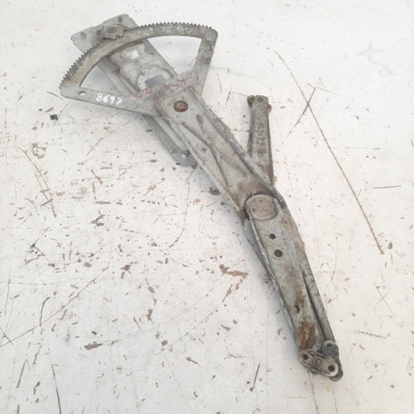 Maquina Vidro Dianteira Direita Corsa 1994 1999.     8697