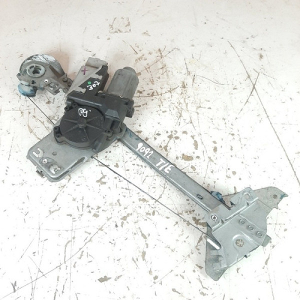 Maquina Vidro Traseira Esquer Peugeot 307 2002 A 2006 9091