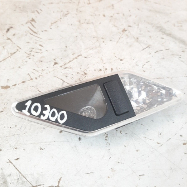 Luz Cortesia Bmw 330i 3.0 2002 2003 2004 2005  10300